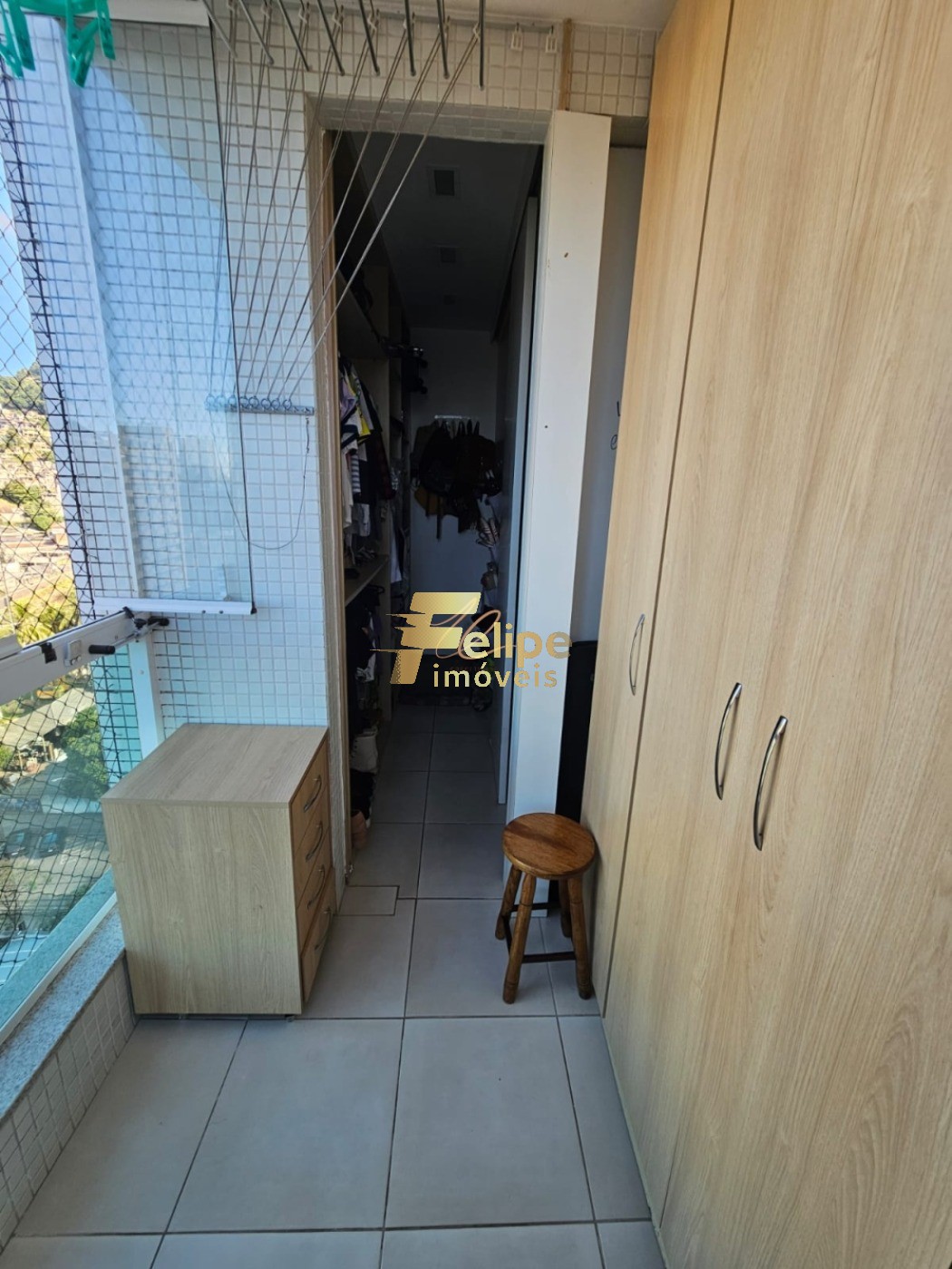 Apartamento à venda com 2 quartos, 75m² - Foto 11