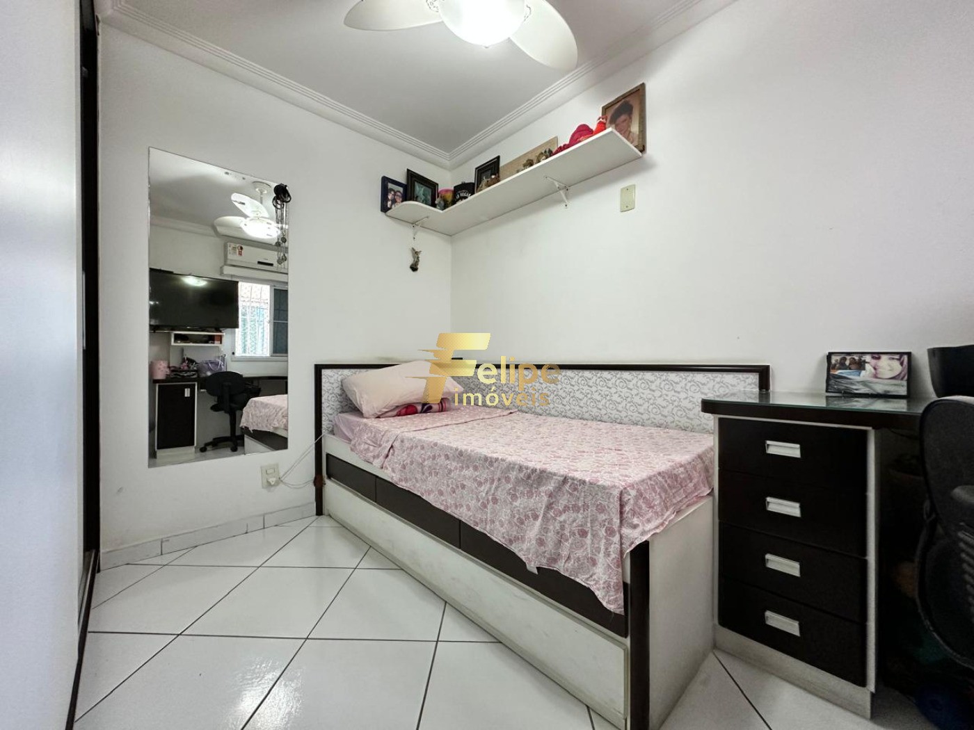 Apartamento à venda com 3 quartos, 129m² - Foto 2