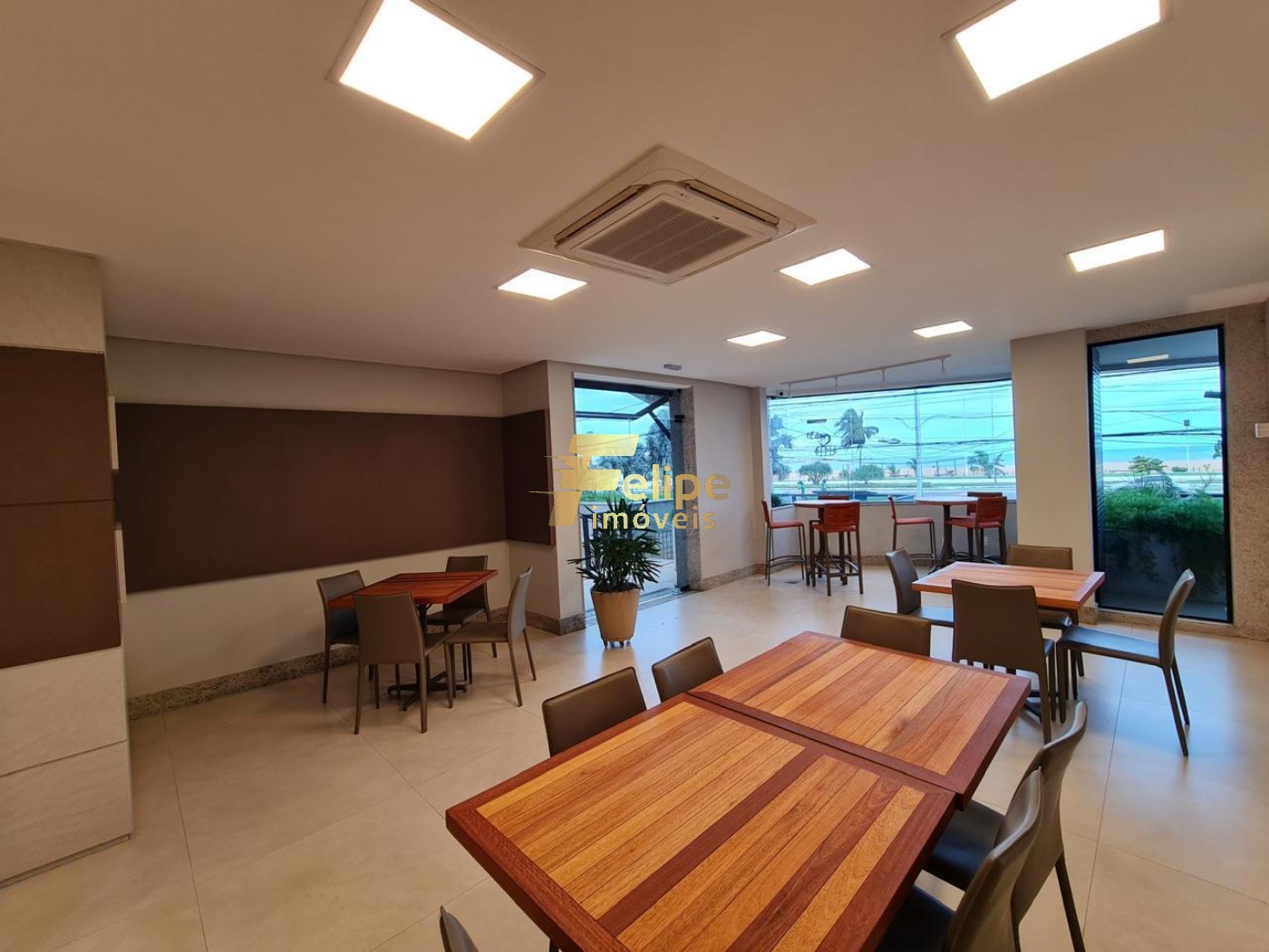 Apartamento à venda com 4 quartos, 228m² - Foto 4