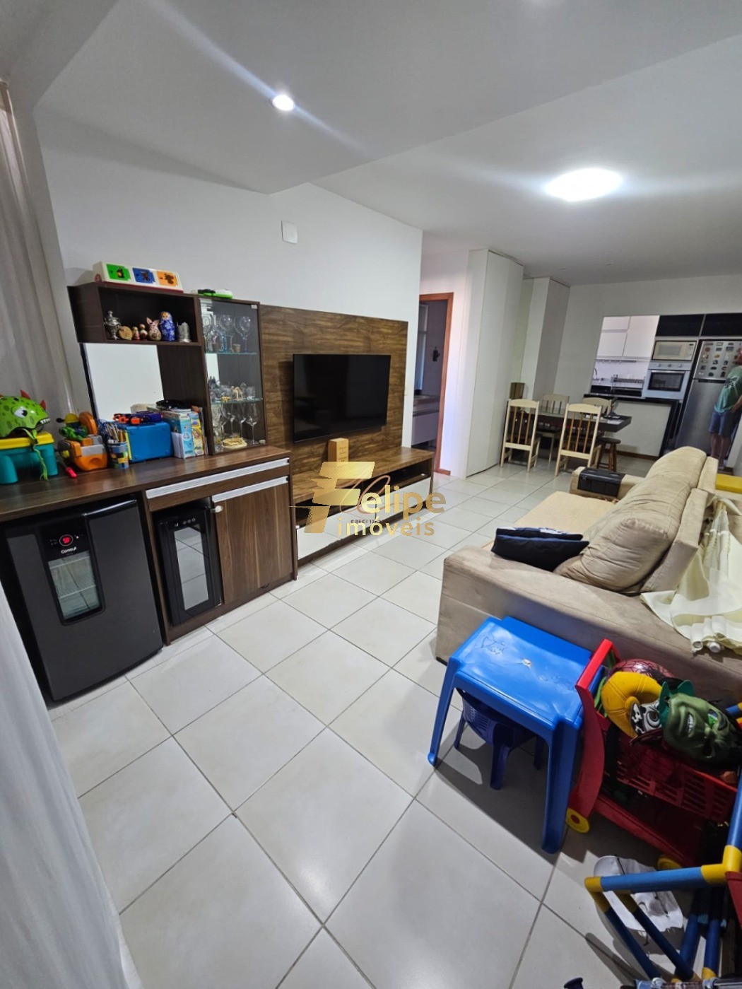 Apartamento à venda com 2 quartos, 75m² - Foto 17