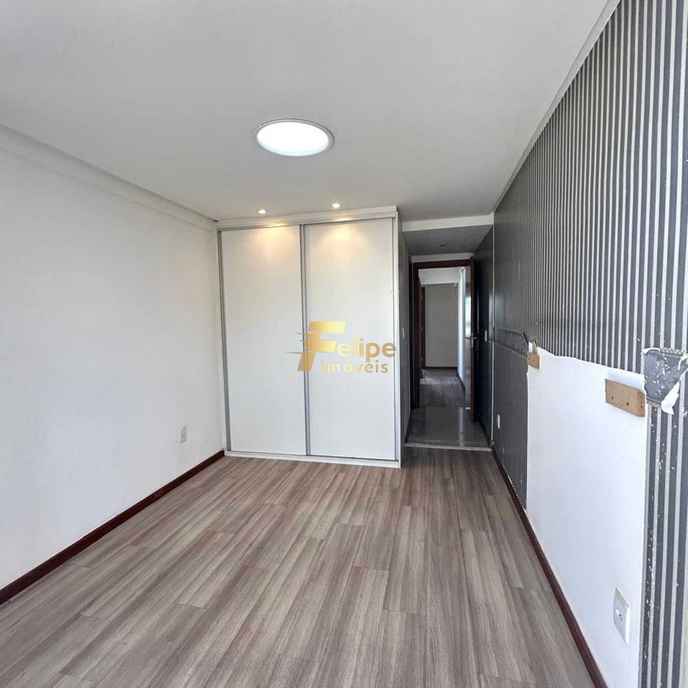 Apartamento à venda com 3 quartos, 110m² - Foto 5