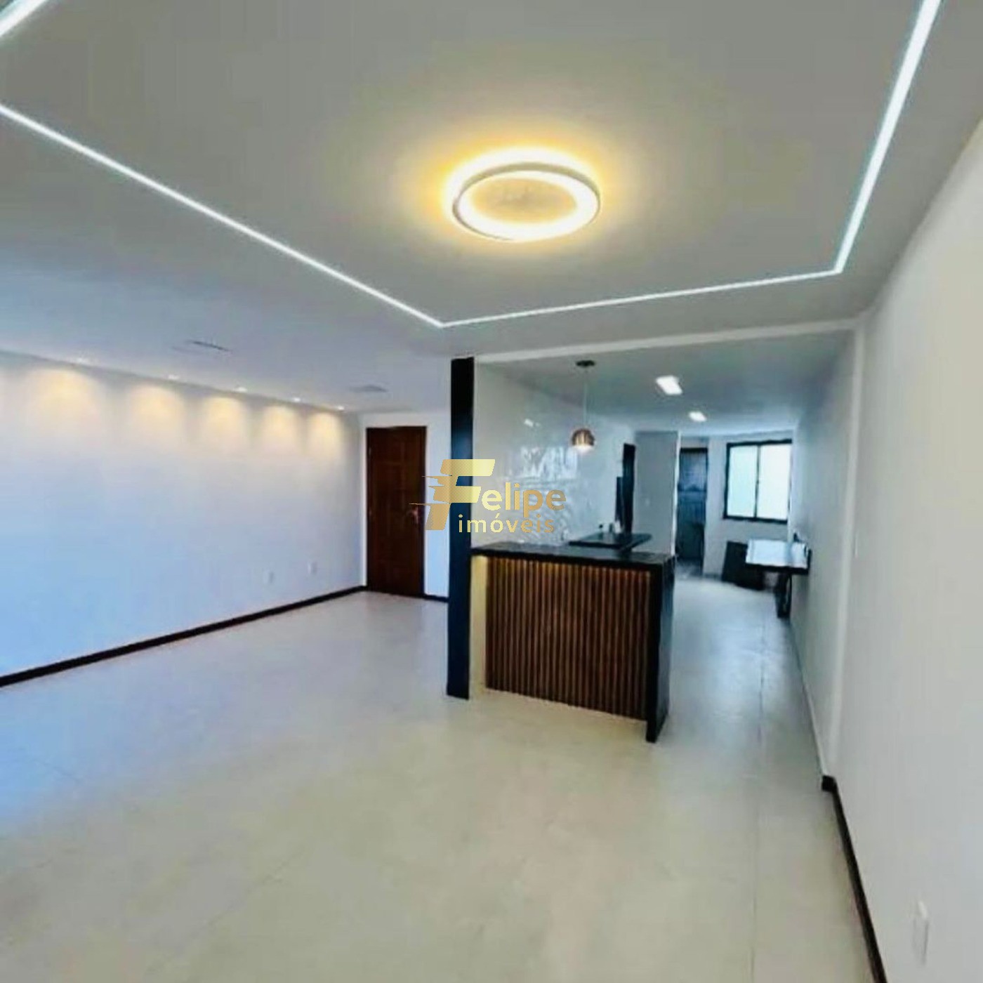 Apartamento à venda com 3 quartos, 110m² - Foto 1