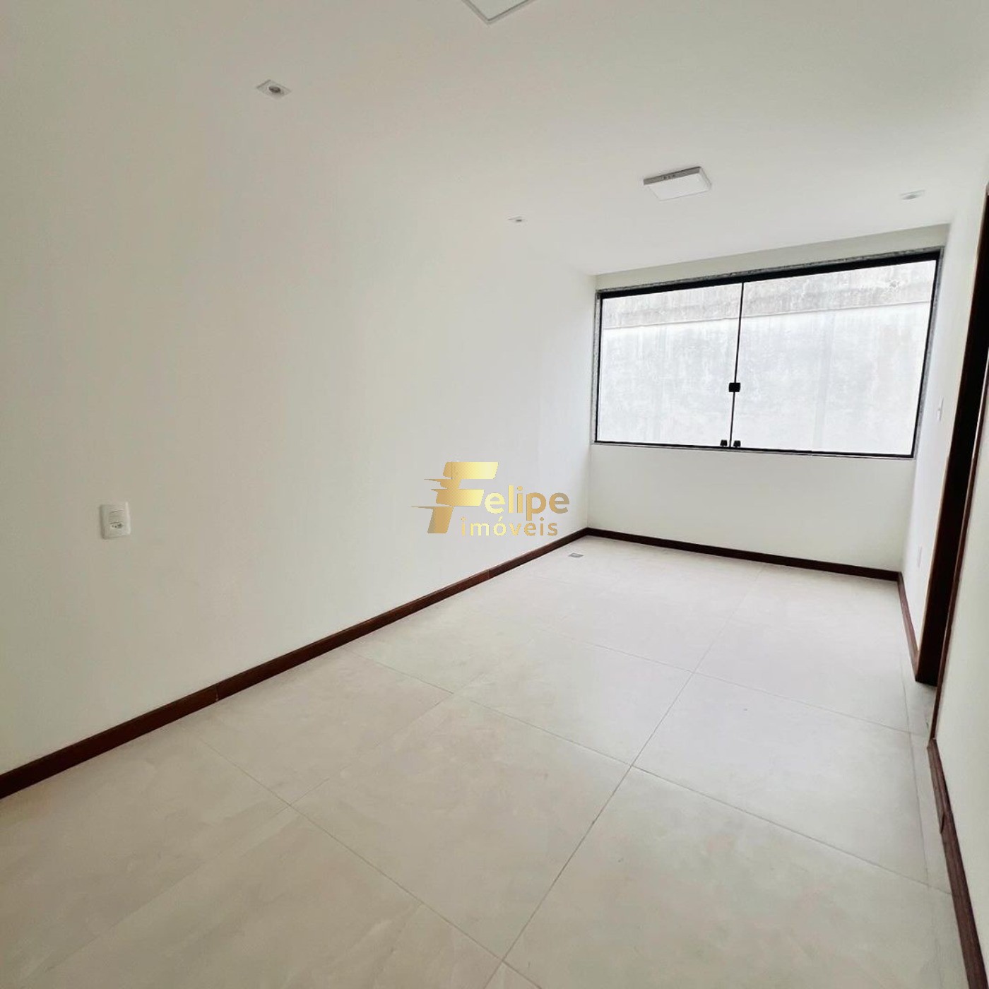 Apartamento à venda com 3 quartos, 110m² - Foto 4