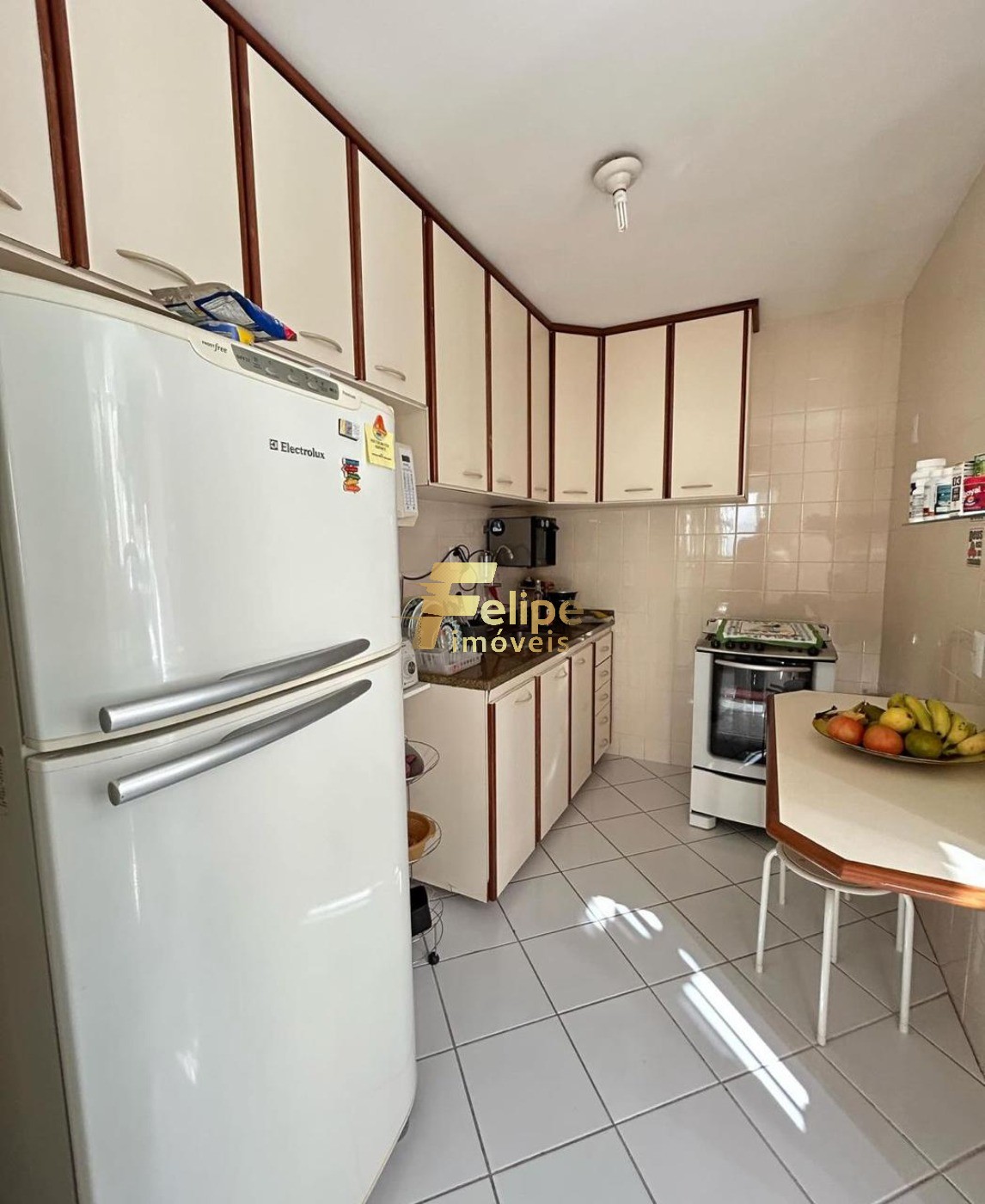 Apartamento à venda com 3 quartos, 90m² - Foto 3