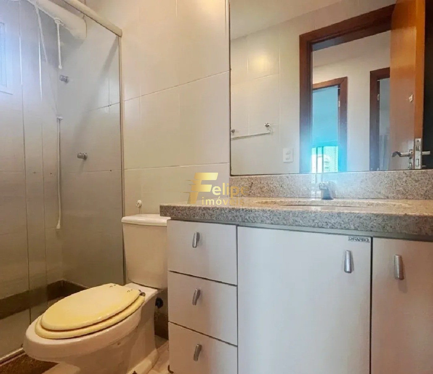 Apartamento à venda com 3 quartos, 95m² - Foto 2