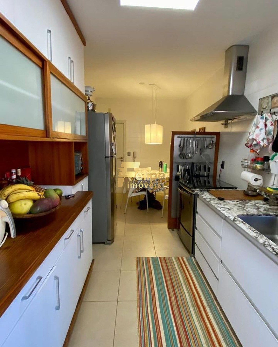 Apartamento à venda com 4 quartos, 200m² - Foto 4