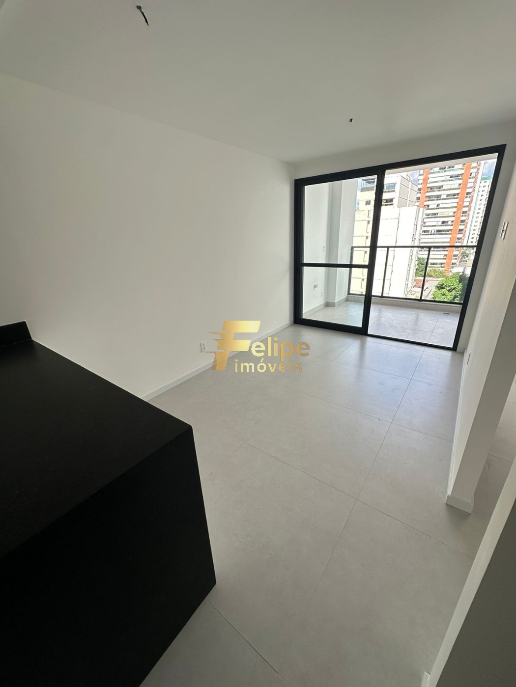 Apartamento à venda com 2 quartos, 61m² - Foto 9