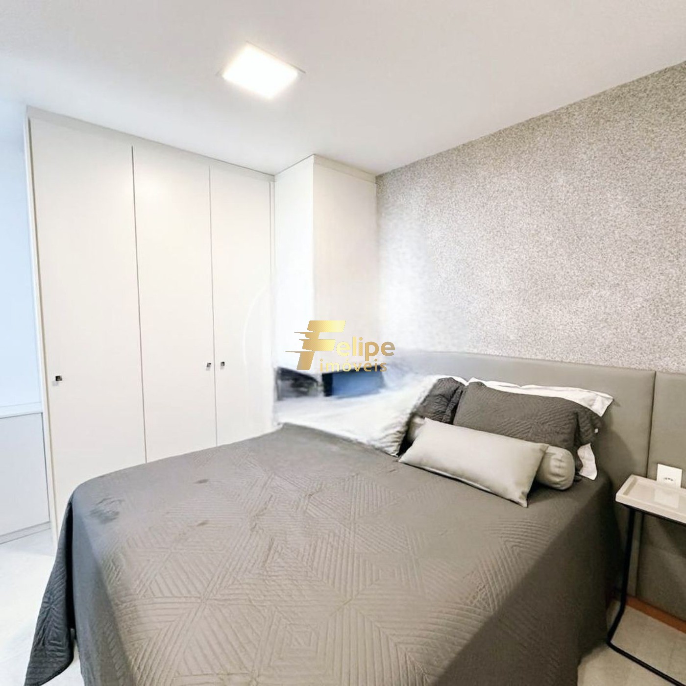 Apartamento à venda com 2 quartos, 60m² - Foto 4