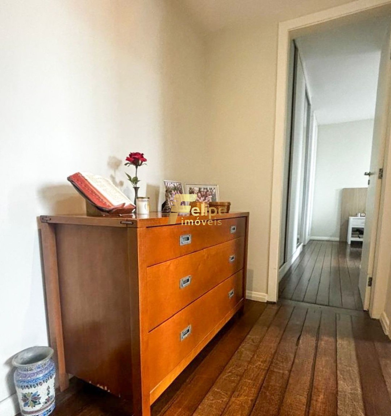 Apartamento à venda com 4 quartos, 160m² - Foto 3