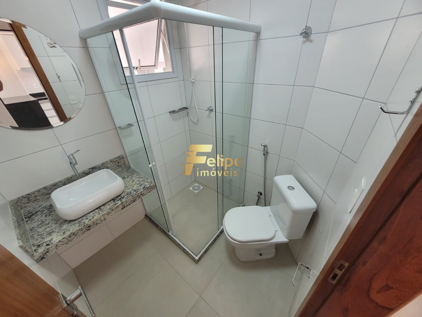 Apartamento à venda com 3 quartos, 80m² - Foto 2