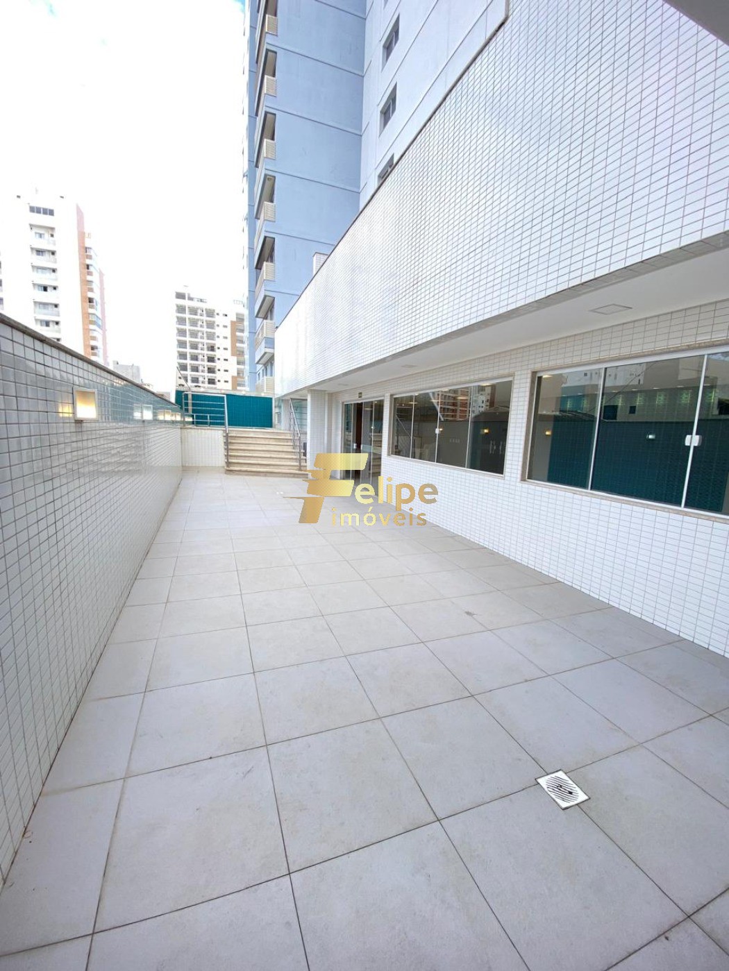 Apartamento à venda com 2 quartos, 70m² - Foto 18