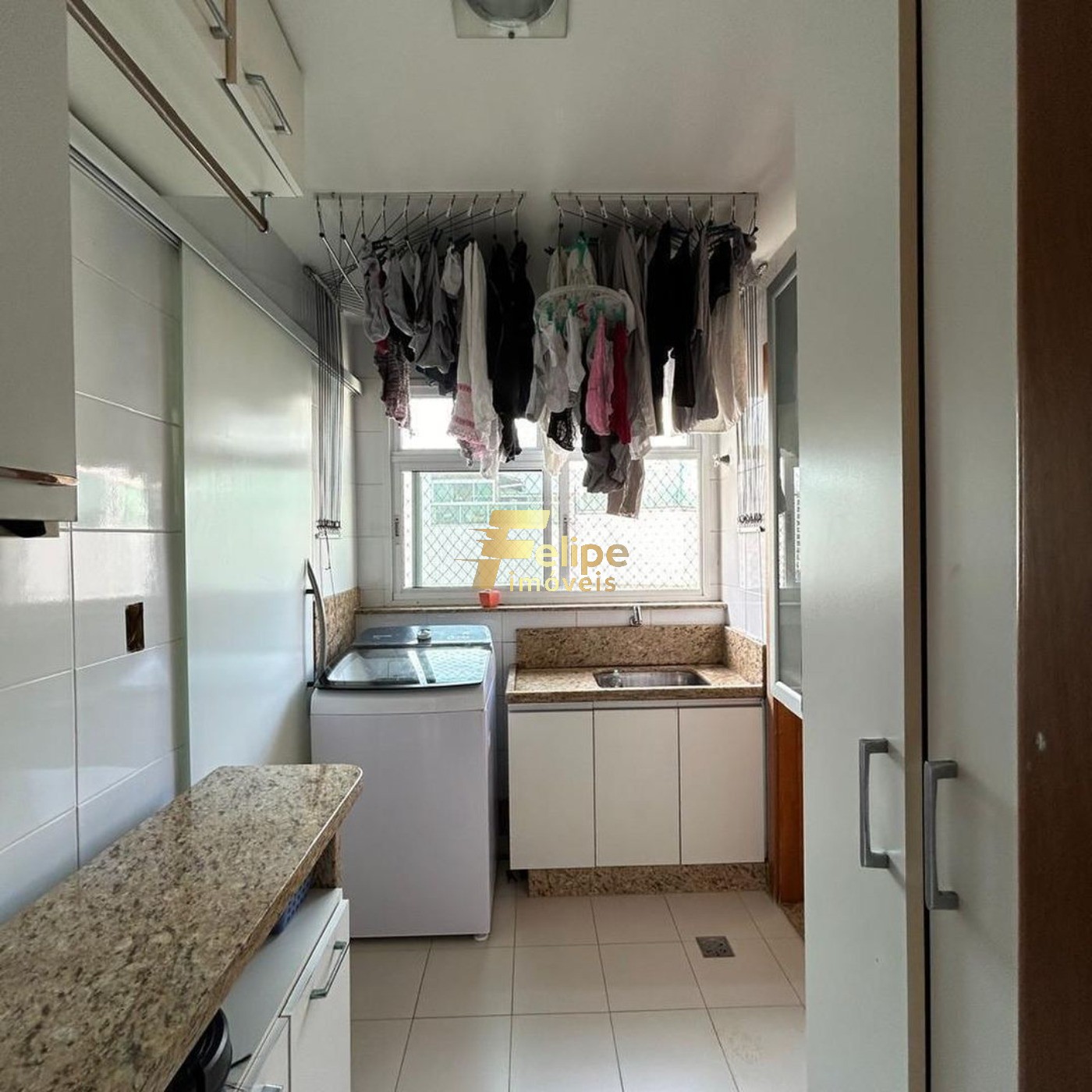 Apartamento à venda com 4 quartos, 234m² - Foto 7