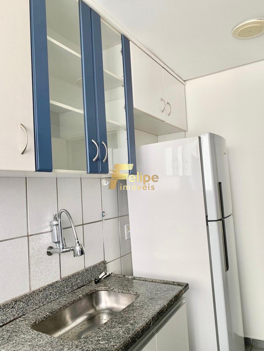 Apartamento à venda com 2 quartos, 60m² - Foto 3