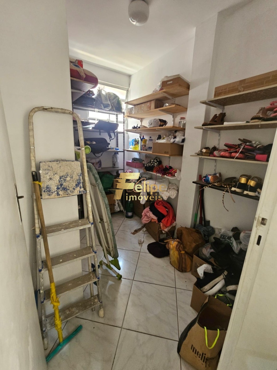 Apartamento à venda com 3 quartos, 130m² - Foto 3