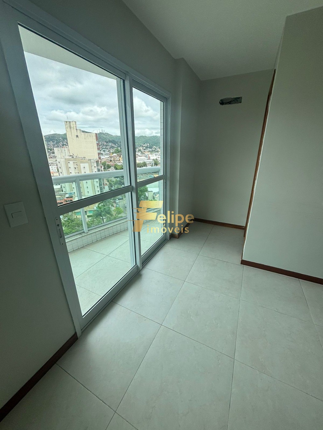 Apartamento à venda com 2 quartos, 77m² - Foto 25