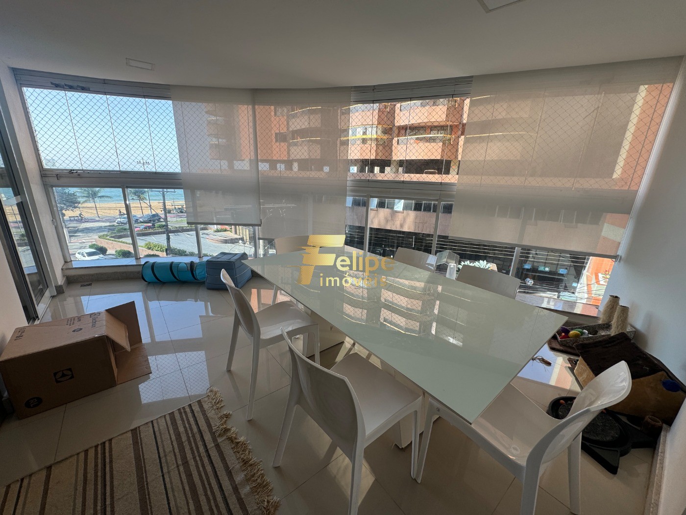 Apartamento à venda com 2 quartos, 85m² - Foto 1