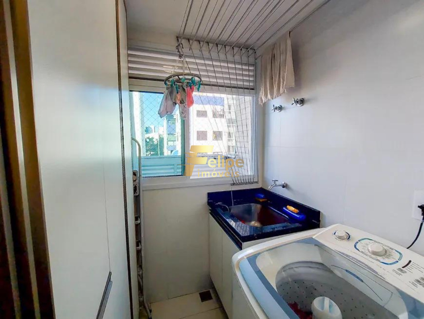 Apartamento à venda com 3 quartos, 100m² - Foto 2