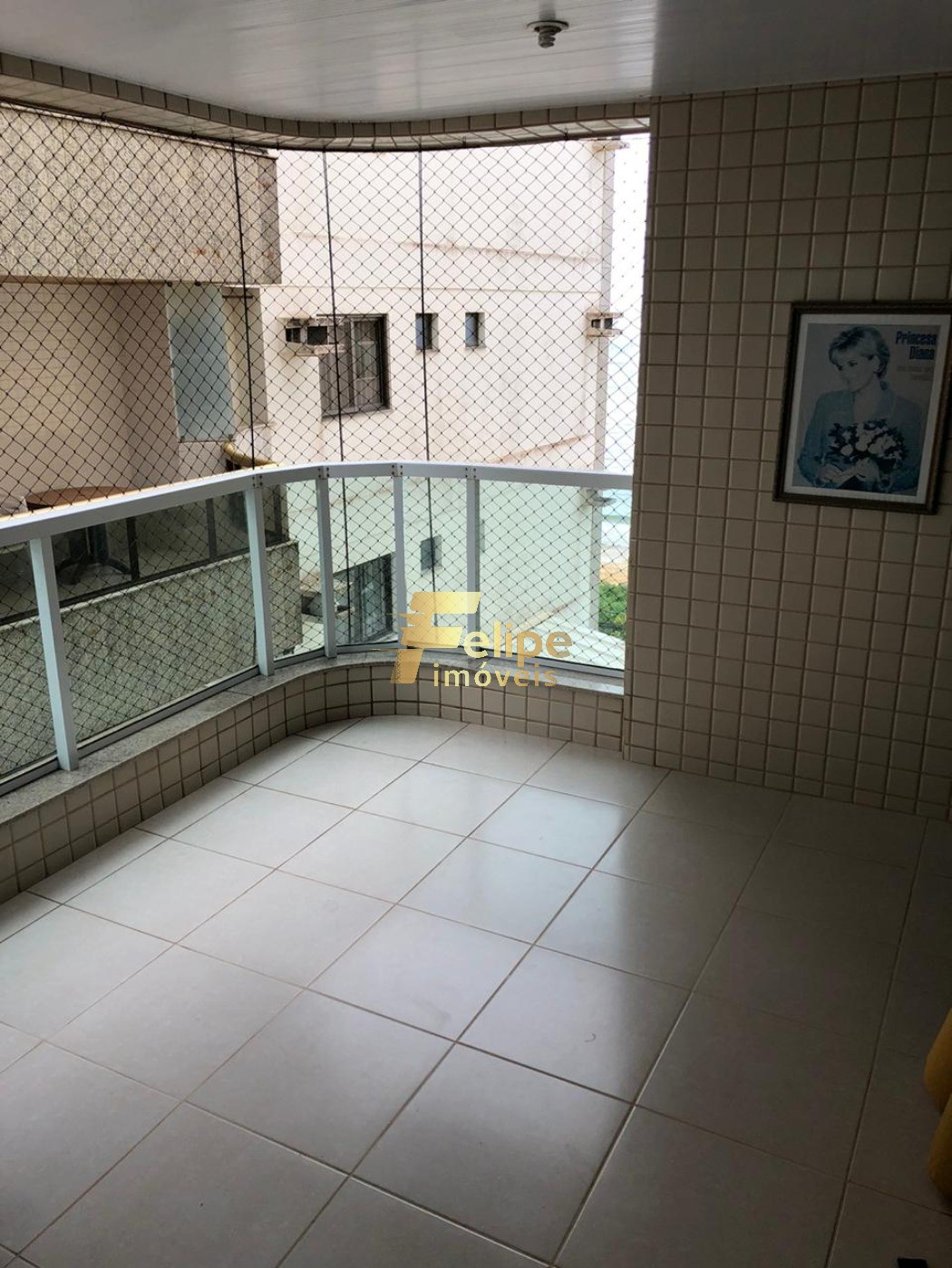 Apartamento à venda com 3 quartos, 117m² - Foto 4