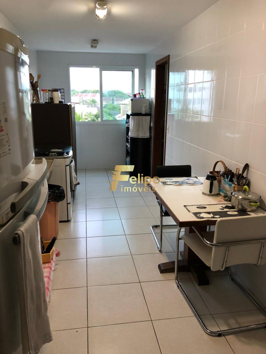 Apartamento à venda com 3 quartos, 117m² - Foto 2