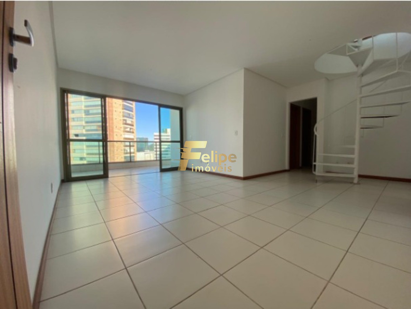 Cobertura à venda com 3 quartos, 220m² - Foto 3