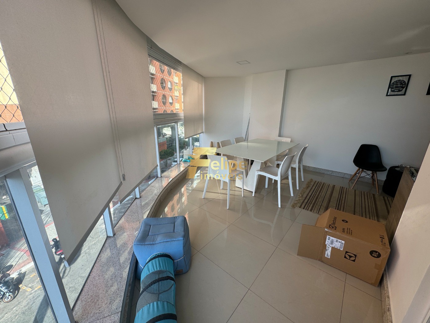 Apartamento à venda com 2 quartos, 85m² - Foto 3