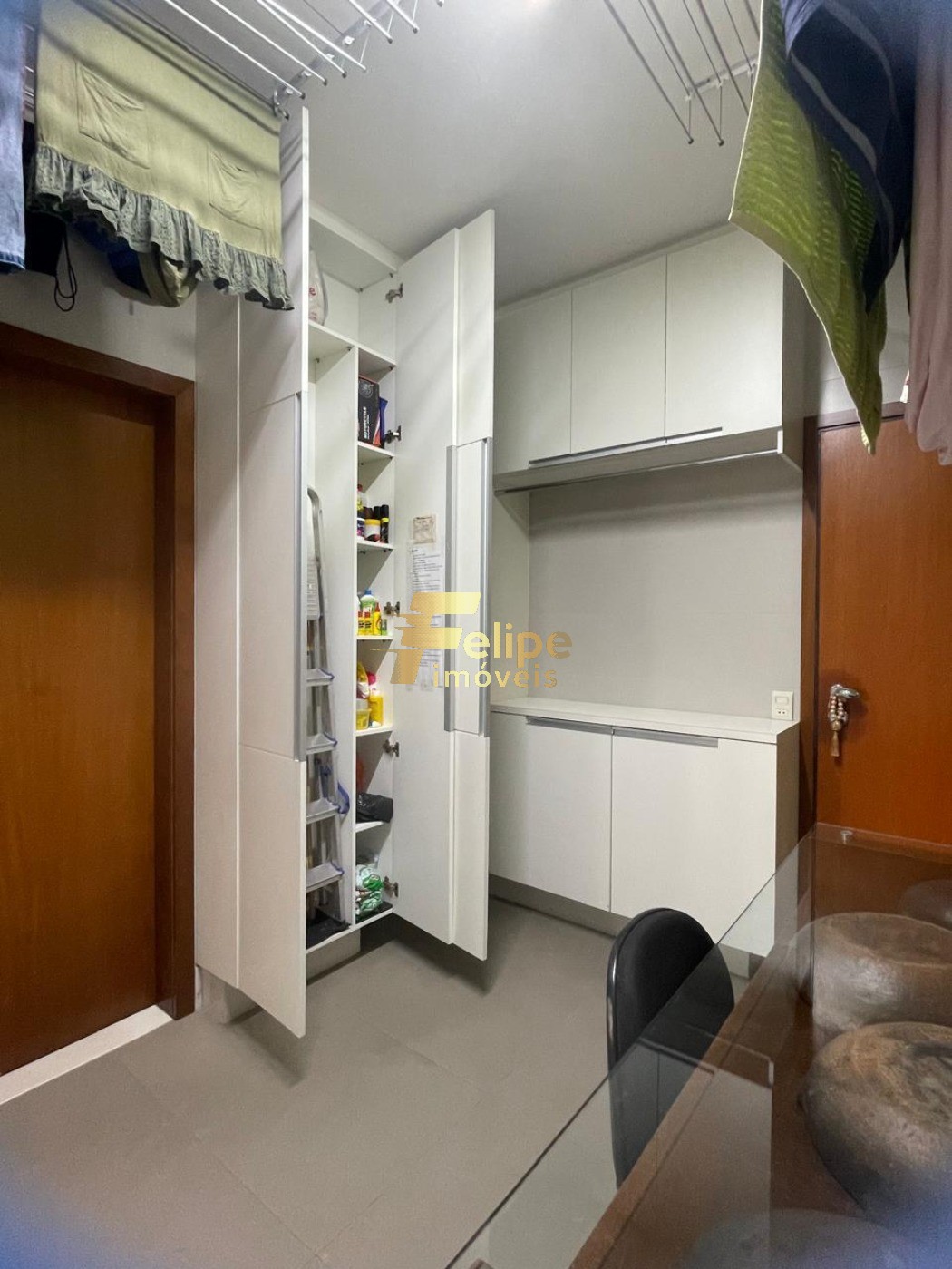 Apartamento à venda com 4 quartos, 240m² - Foto 28