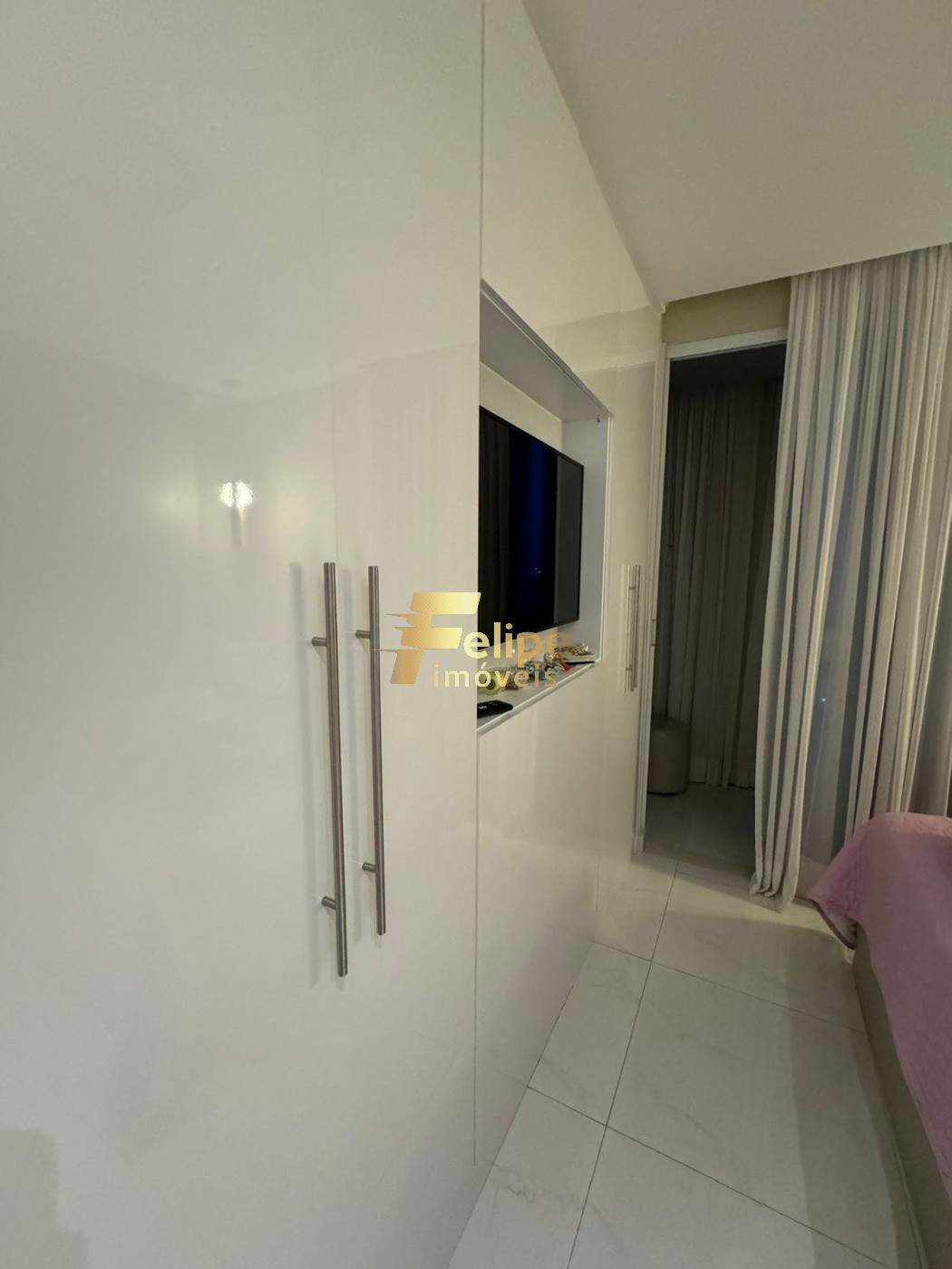 Apartamento à venda com 2 quartos, 70m² - Foto 13