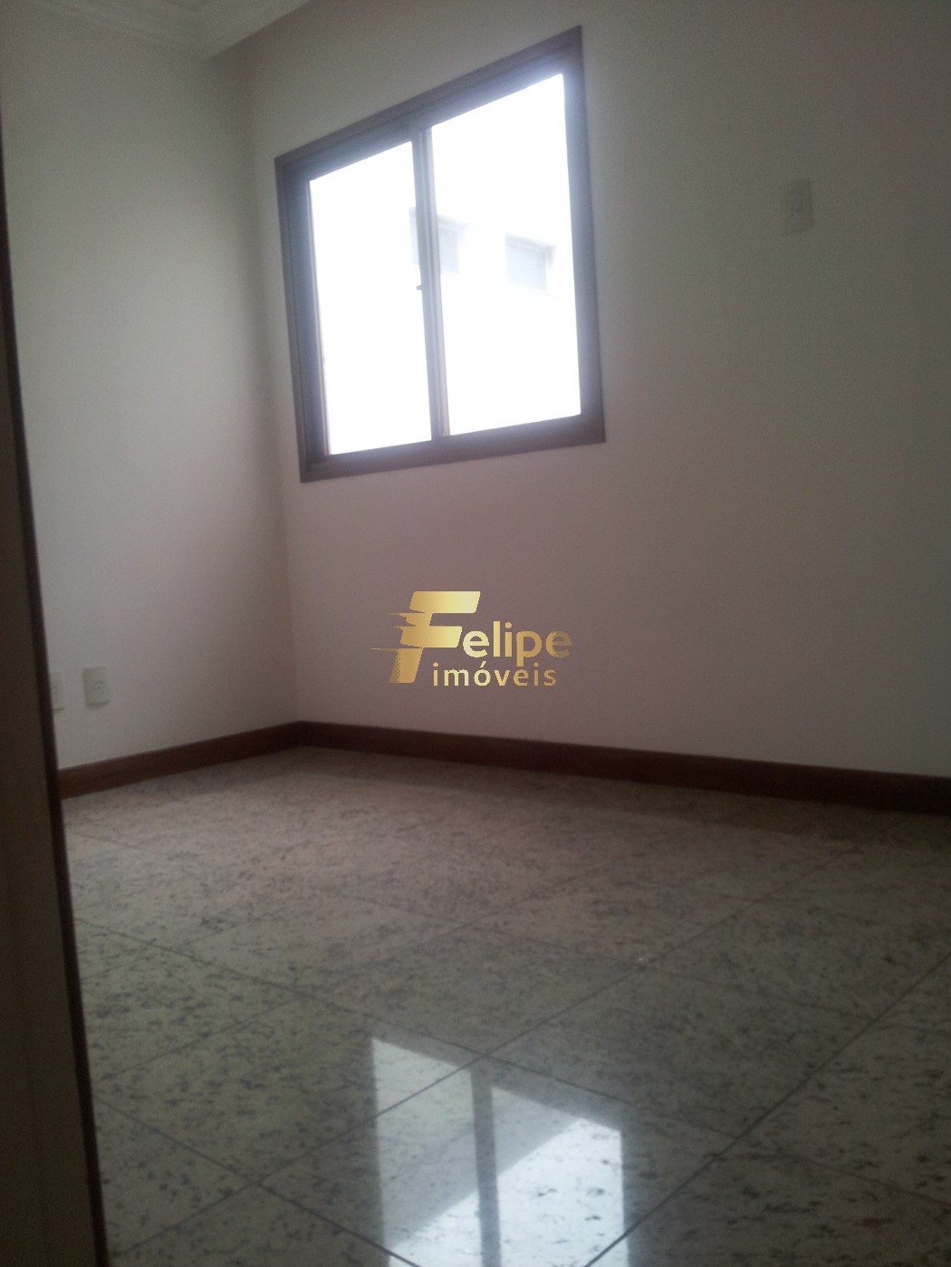 Apartamento à venda e aluguel com 2 quartos, 75m² - Foto 12