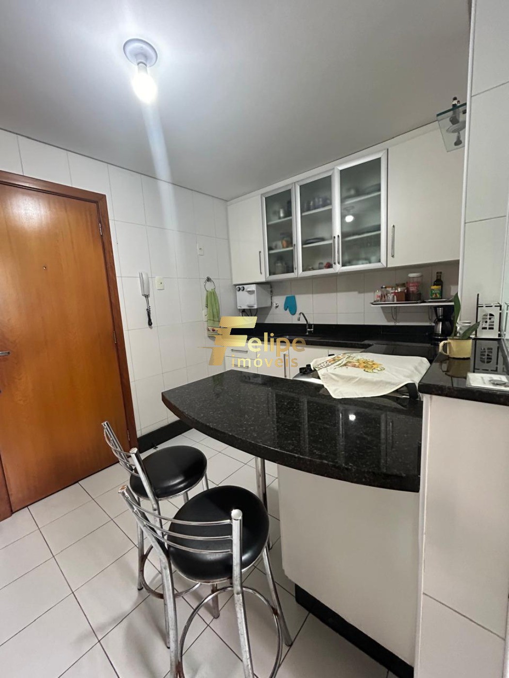 Apartamento à venda com 3 quartos, 105m² - Foto 12