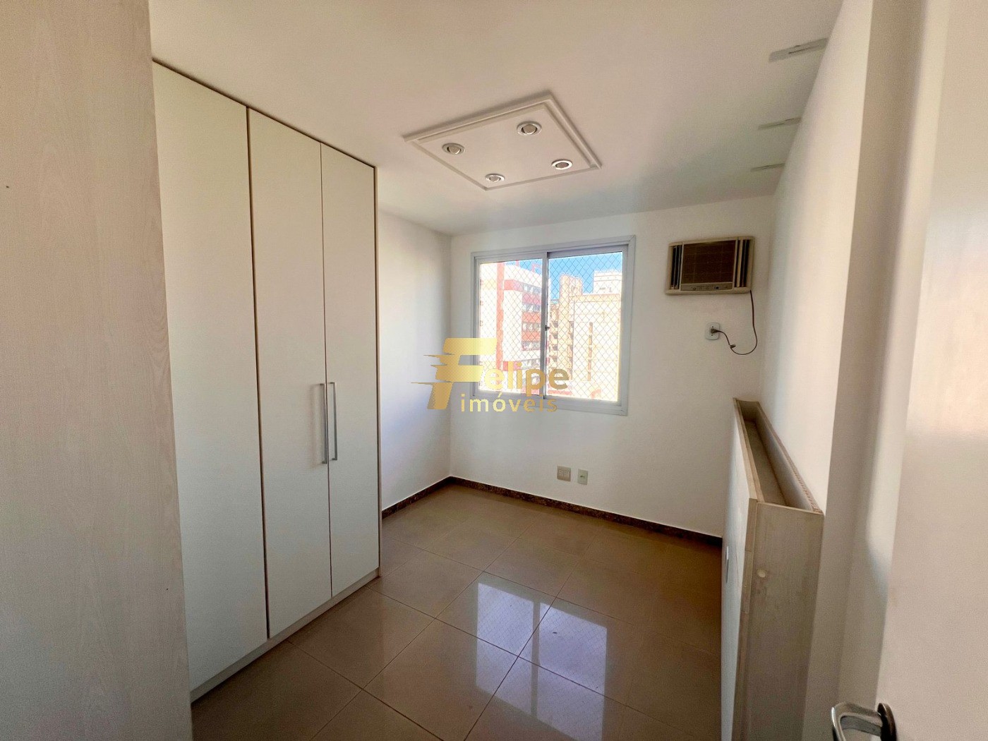 Apartamento à venda com 3 quartos, 93m² - Foto 9