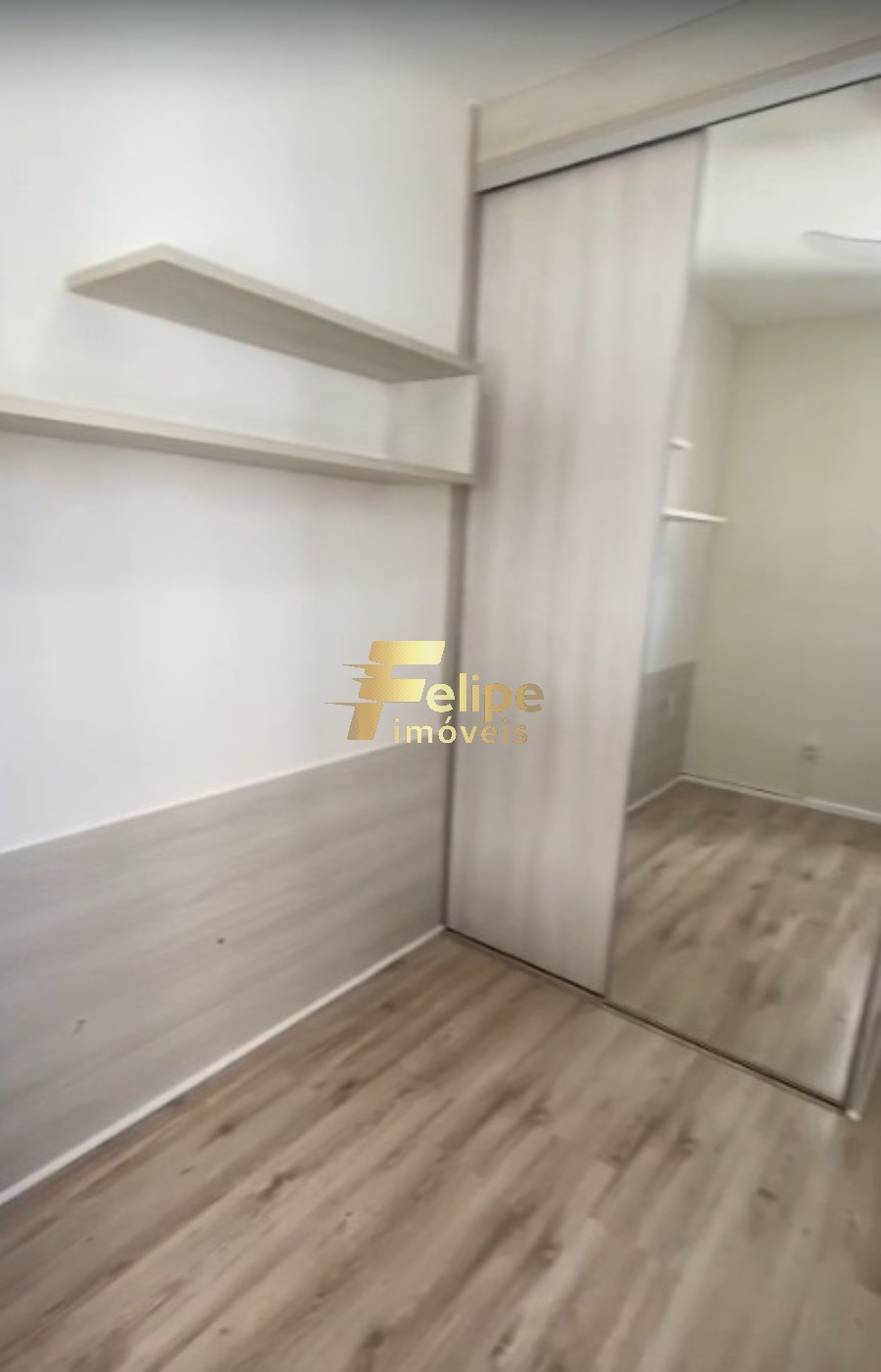 Apartamento à venda com 2 quartos, 77m² - Foto 3