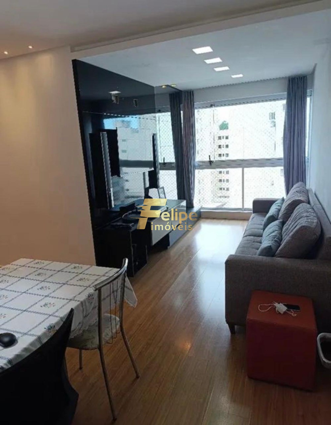 Apartamento à venda com 2 quartos, 64m² - Foto 1