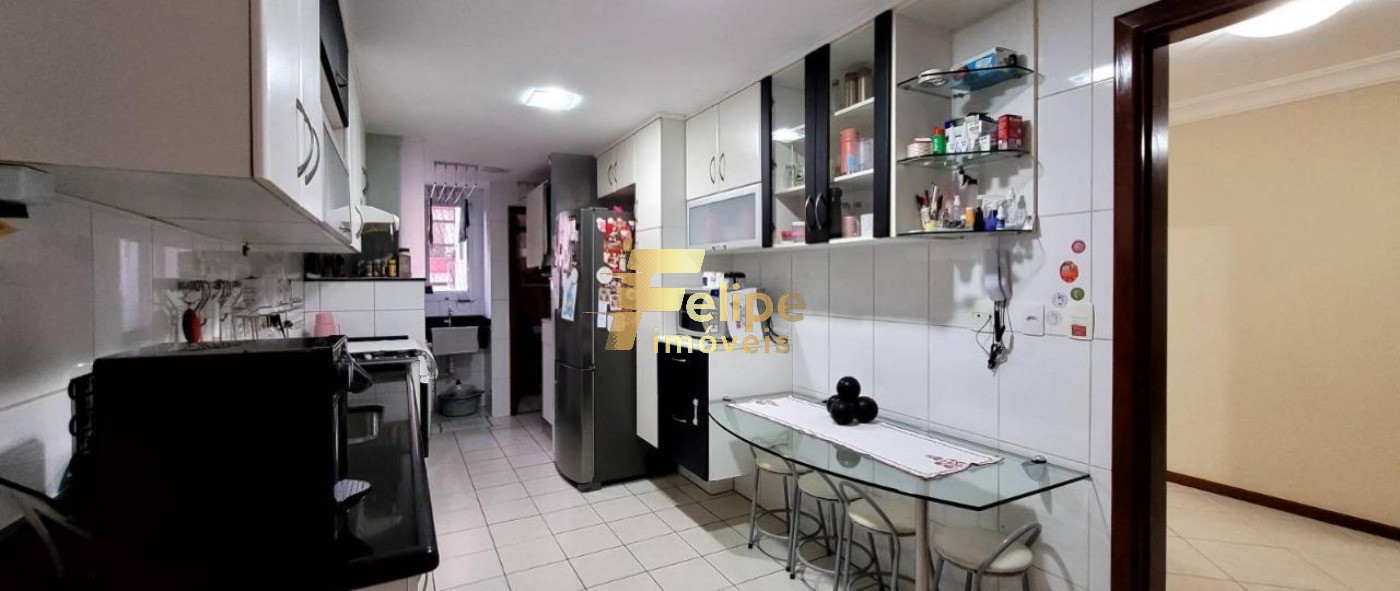 Apartamento à venda com 3 quartos, 140m² - Foto 7