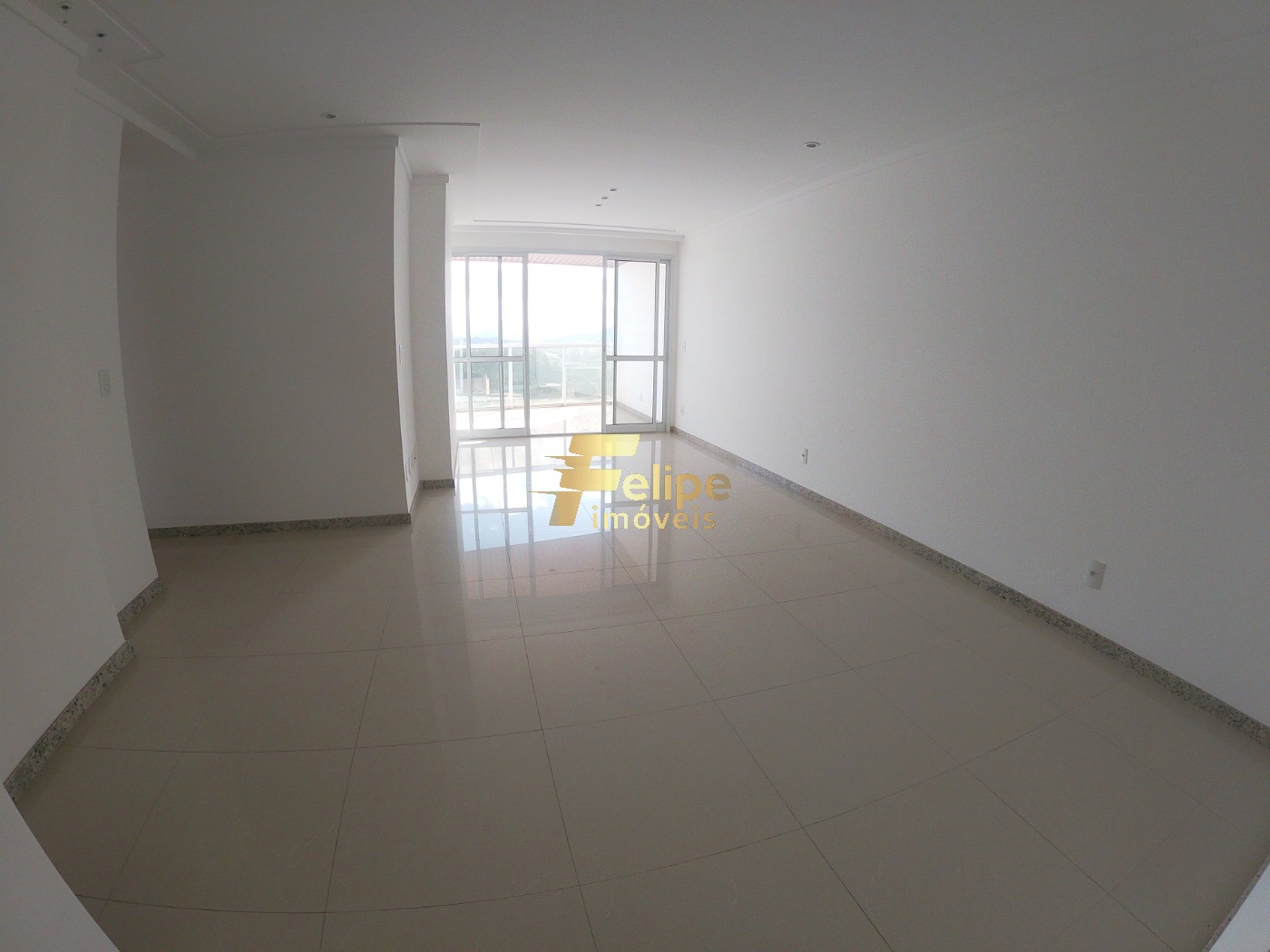 Apartamento à venda com 3 quartos, 113m² - Foto 4