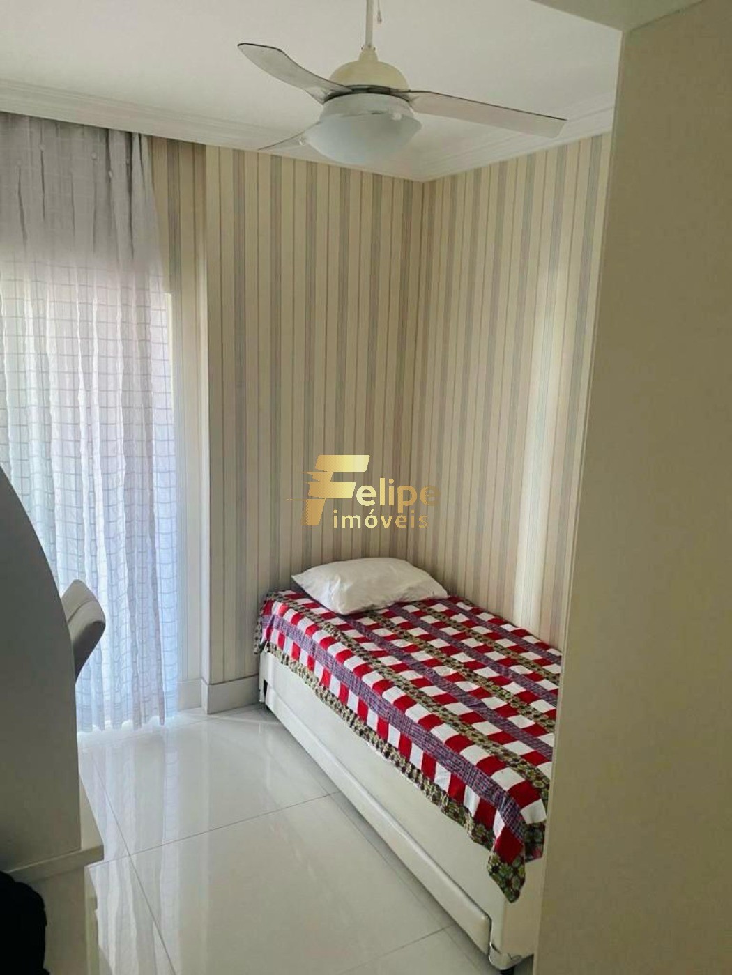 Cobertura à venda com 3 quartos, 200m² - Foto 4