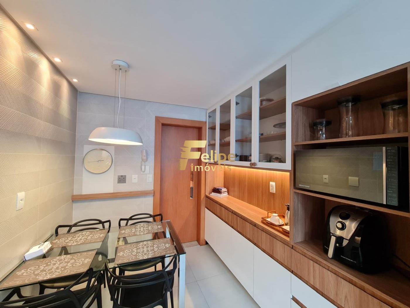 Apartamento à venda com 4 quartos, 200m² - Foto 6