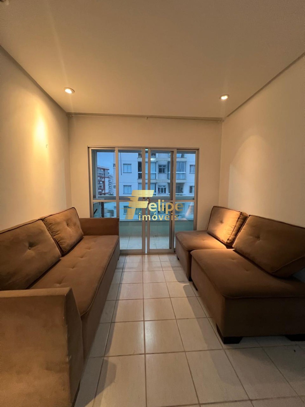 Apartamento à venda com 2 quartos, 58m² - Foto 1