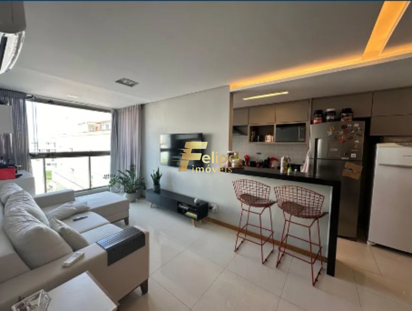 Apartamento à venda com 2 quartos, 70m² - Foto 3