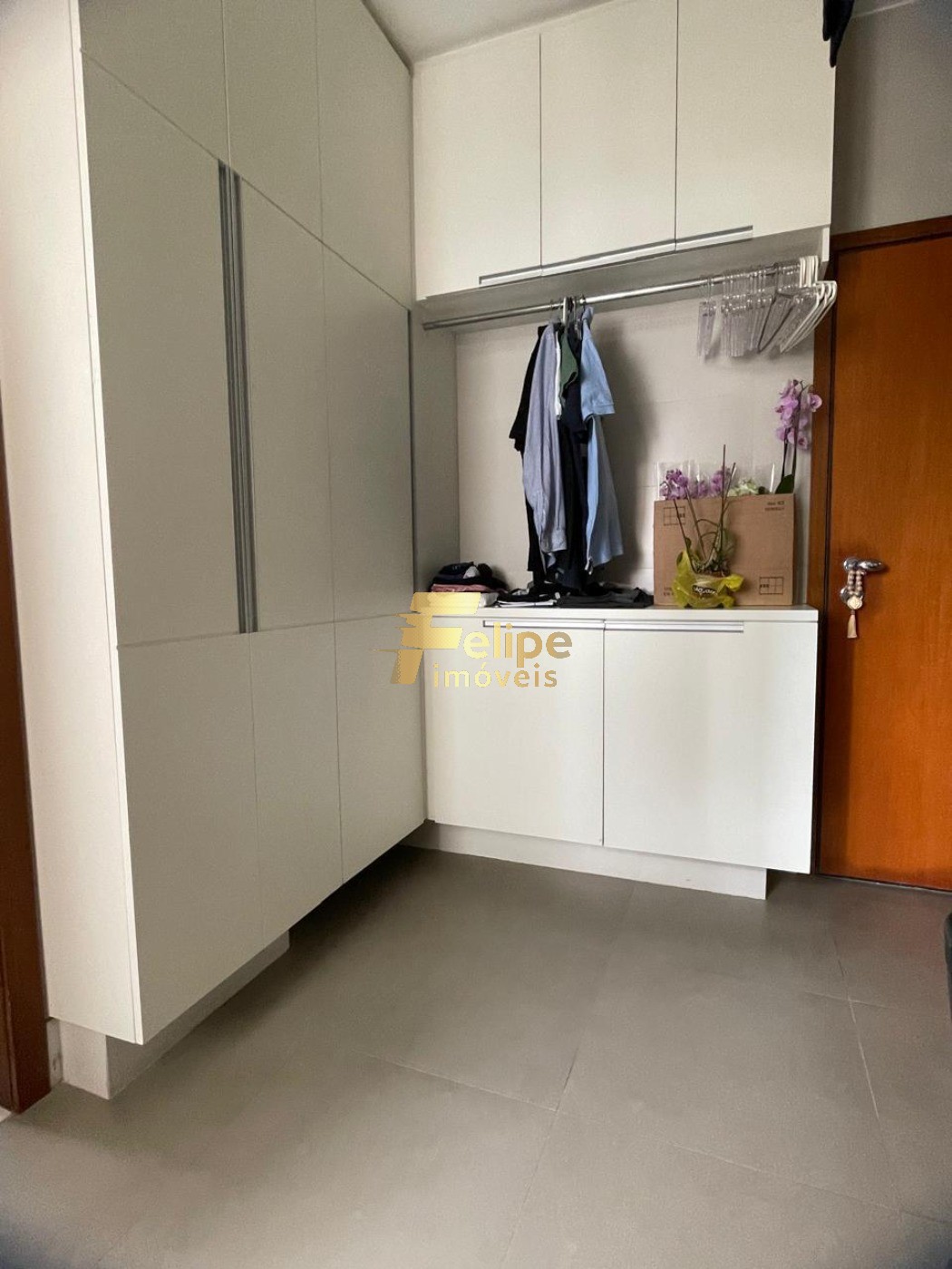 Apartamento à venda com 4 quartos, 240m² - Foto 6