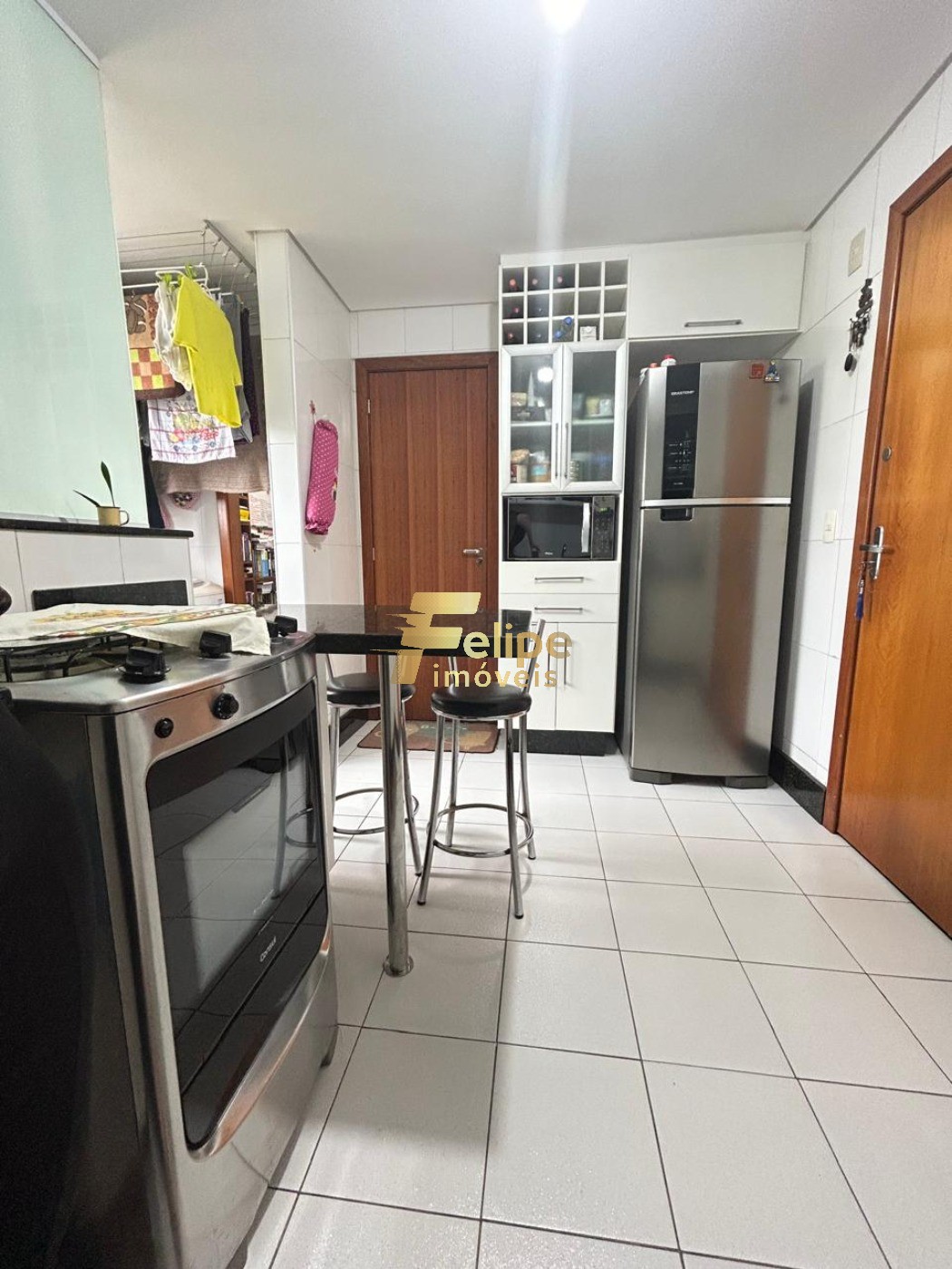 Apartamento à venda com 3 quartos, 105m² - Foto 10