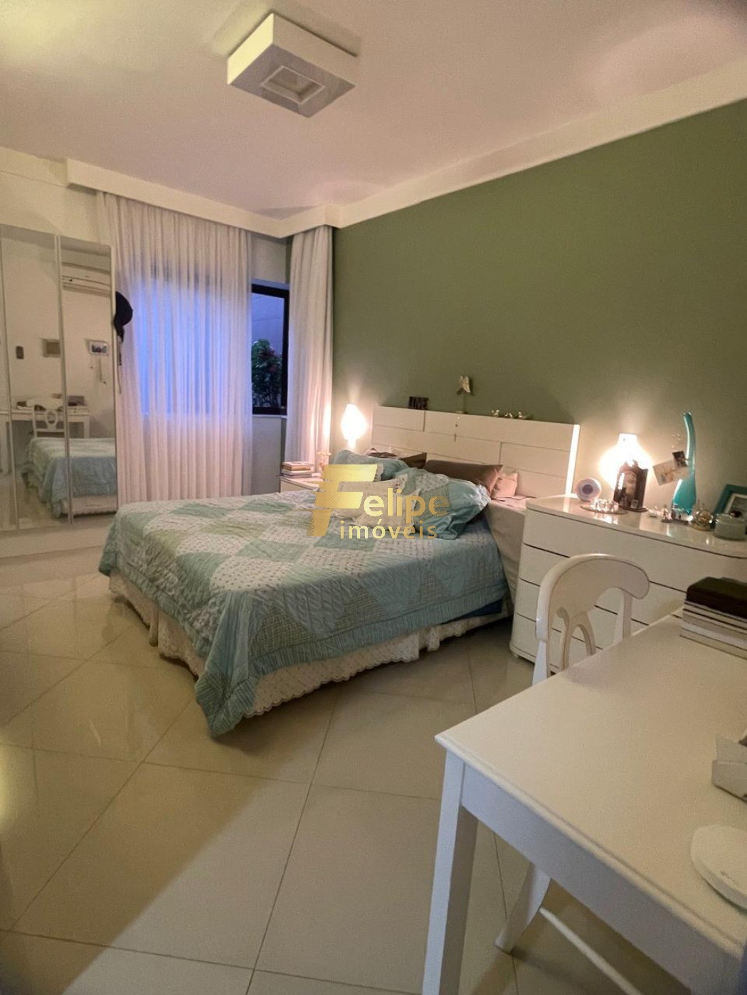 Apartamento à venda com 4 quartos, 240m² - Foto 17