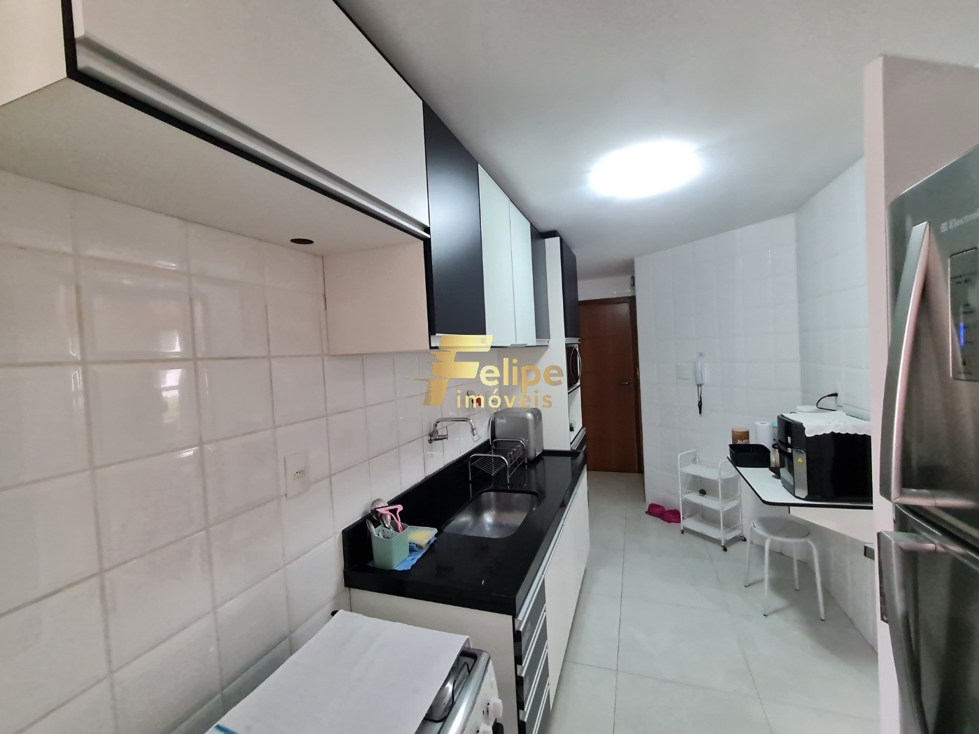 Apartamento à venda com 3 quartos, 90m² - Foto 3