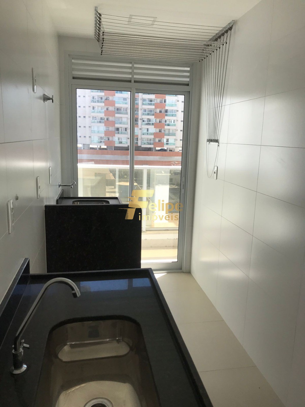 Apartamento à venda com 2 quartos, 58m² - Foto 4