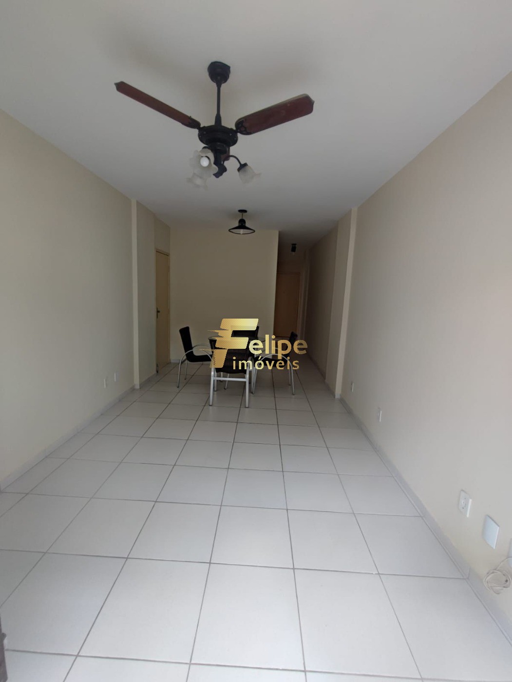 Apartamento à venda com 3 quartos, 80m² - Foto 1