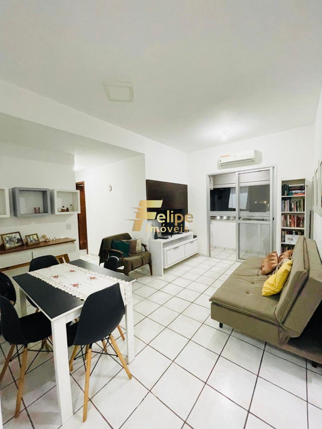 Apartamento à venda com 2 quartos, 56m² - Foto 1