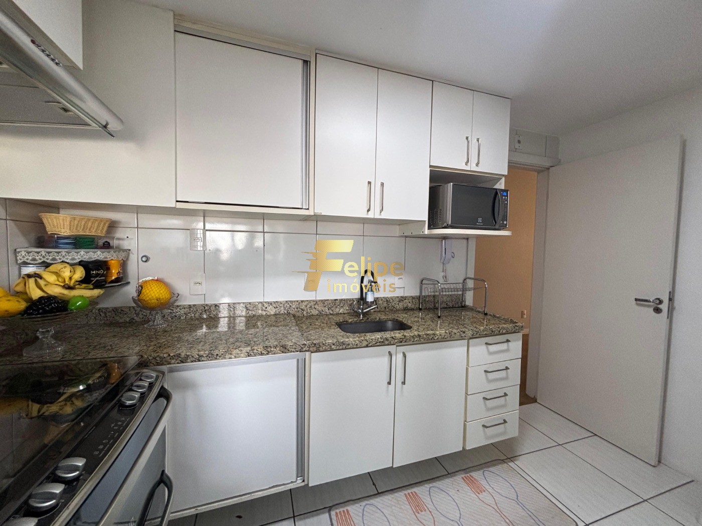 Apartamento à venda com 3 quartos, 80m² - Foto 3