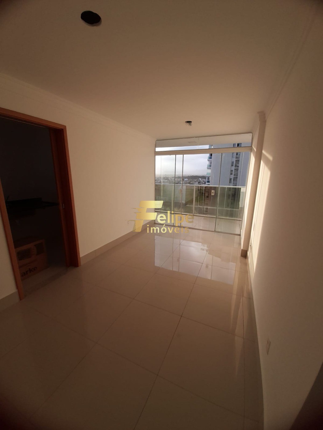 Apartamento à venda com 2 quartos, 64m² - Foto 17