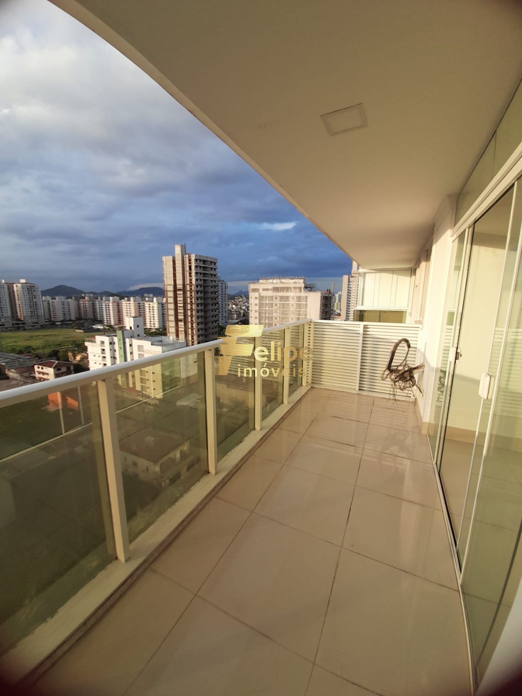 Apartamento à venda com 2 quartos, 64m² - Foto 6