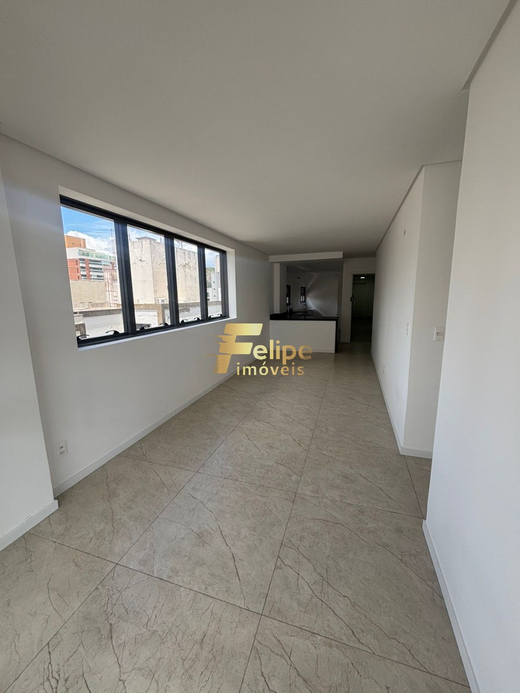 Apartamento à venda com 3 quartos, 100m² - Foto 4