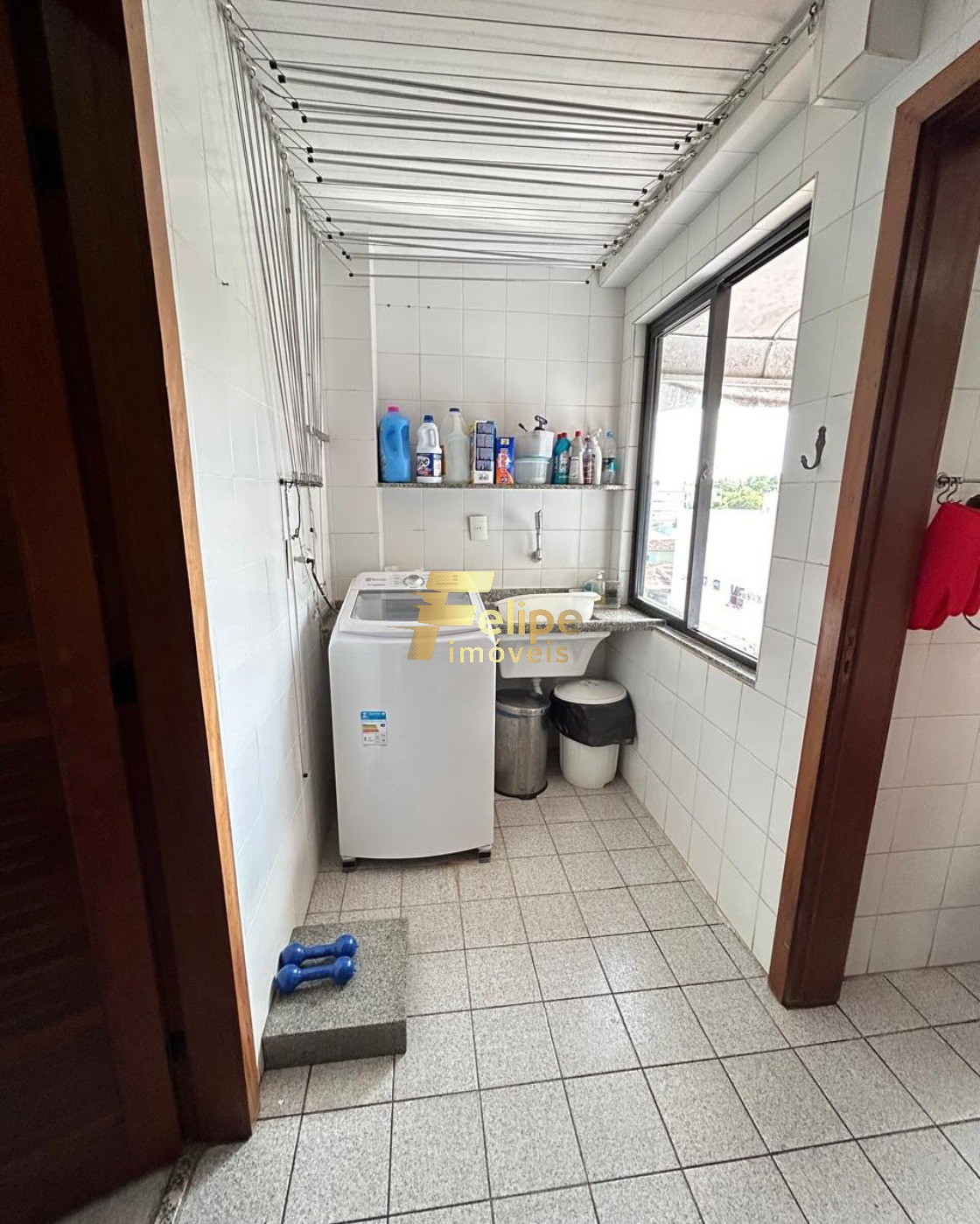 Apartamento à venda com 3 quartos, 120m² - Foto 2